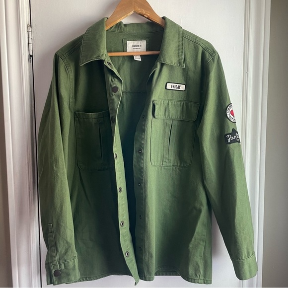 Forever 21 Jackets & Blazers - FOREVER 21 Military style olive green jacket size L